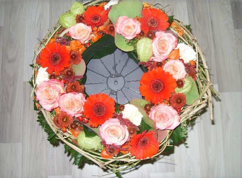 Urnengesteck - ABAS Bestattungen