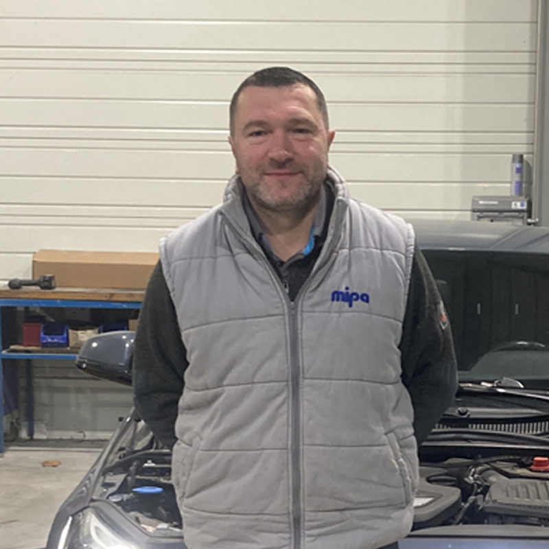 Responsable carrosserie Sébastien Delabroye