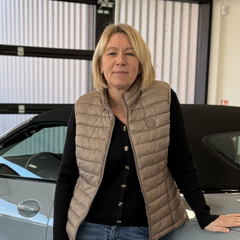 Stéphanie Pacifici Conseiller commercial service