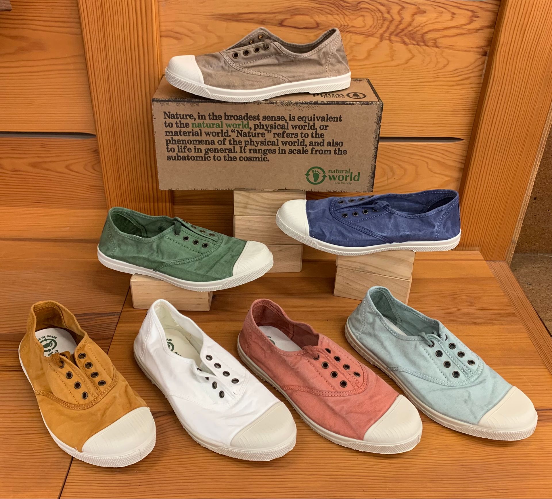 Collection chaussures Natural World