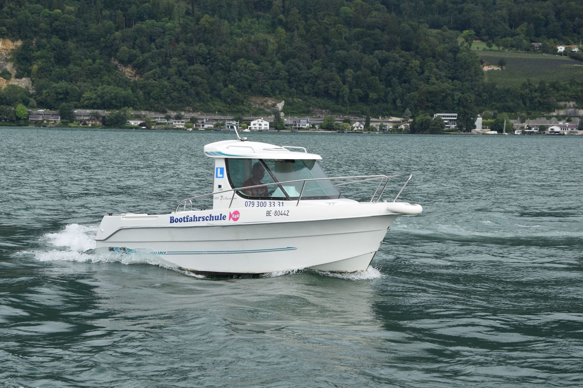 Fahrschule Egli - Motorboot