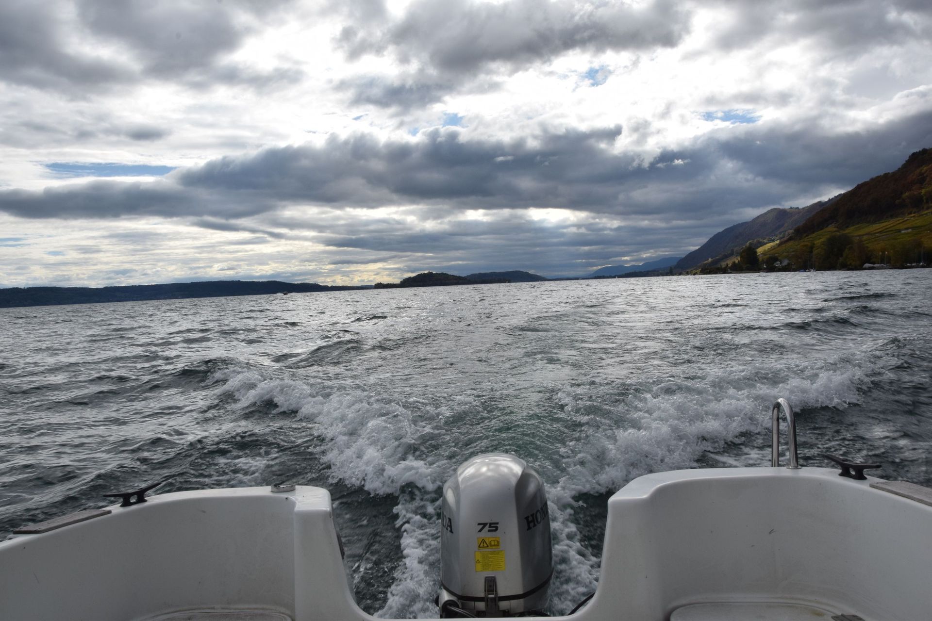 Fahrschule Egli - Motorboot