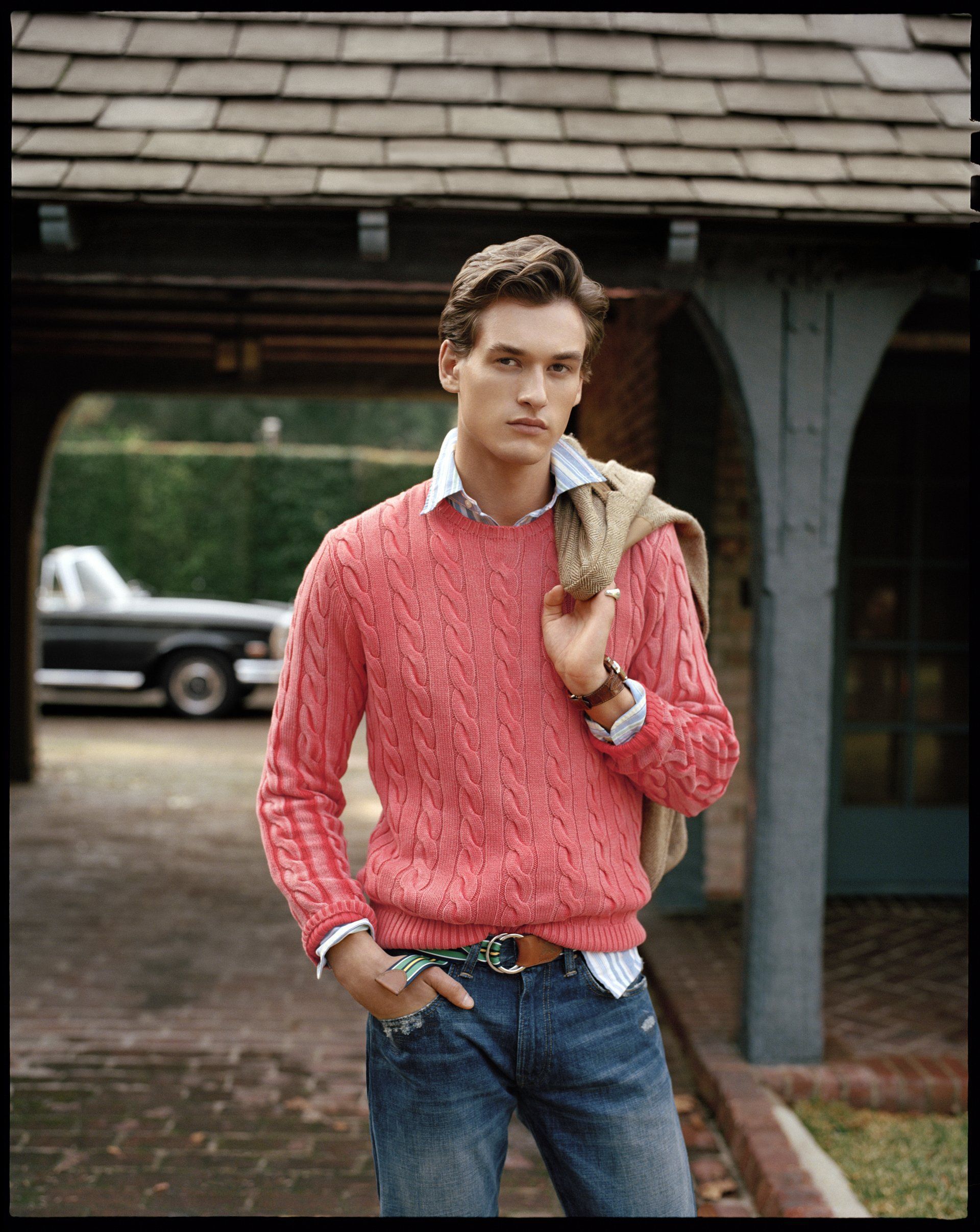 Mannequin homme en pull rose