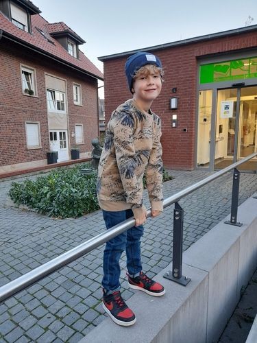 Kinder modeln für Kinderbekleidung