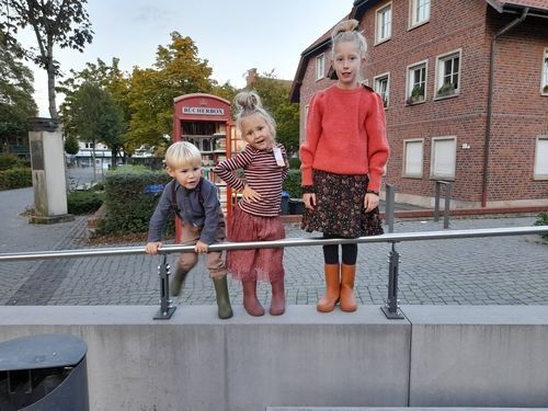 Kinder modeln für Kinderbekleidung