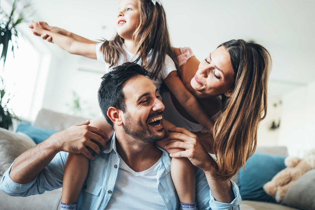 Une famille joyeuse