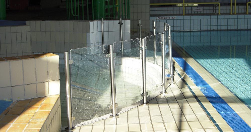 Protection de piscine en verre