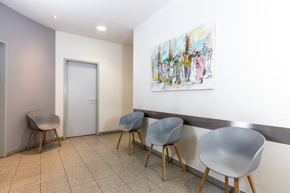 Wartezimmer im Orthopädiezentrum Nürnberg