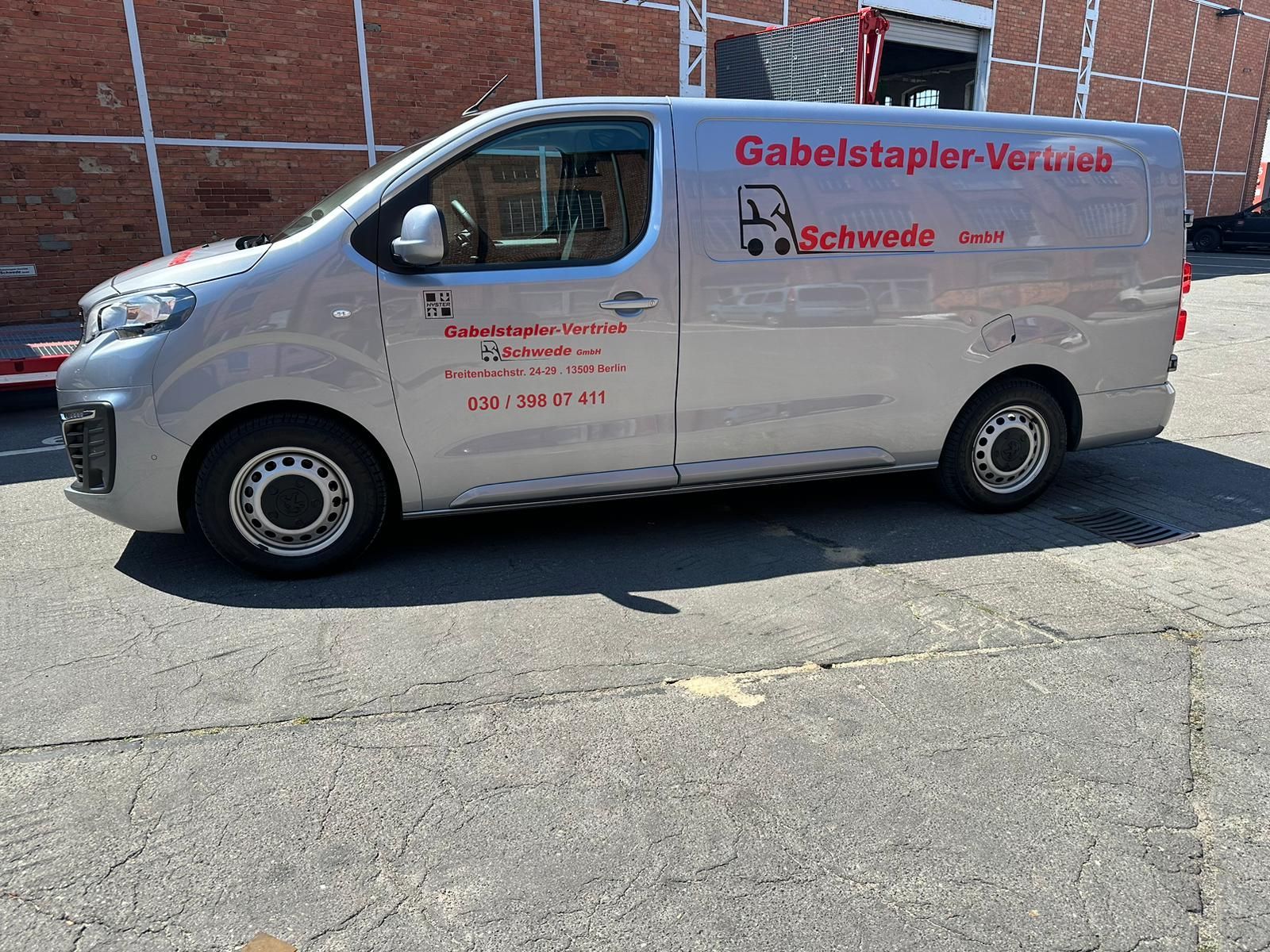 Gabelstapler-Vertrieb-Schwede-GmbH-Berlin-011