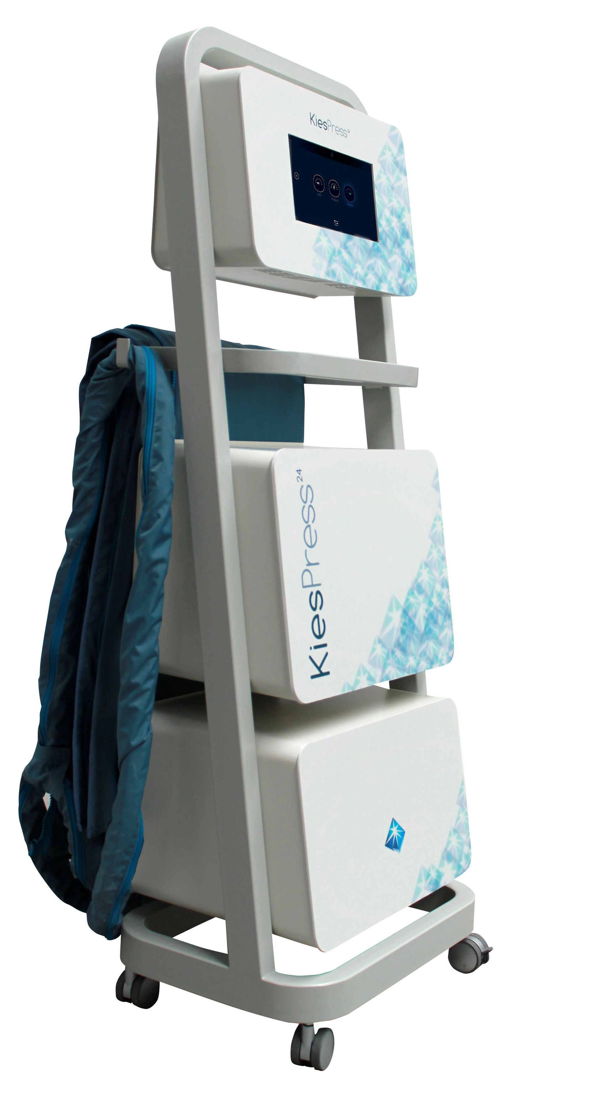 Dispositivo médico de color blanco sobre ruedas con múltiples compartimentos y aplicador azul colgante.