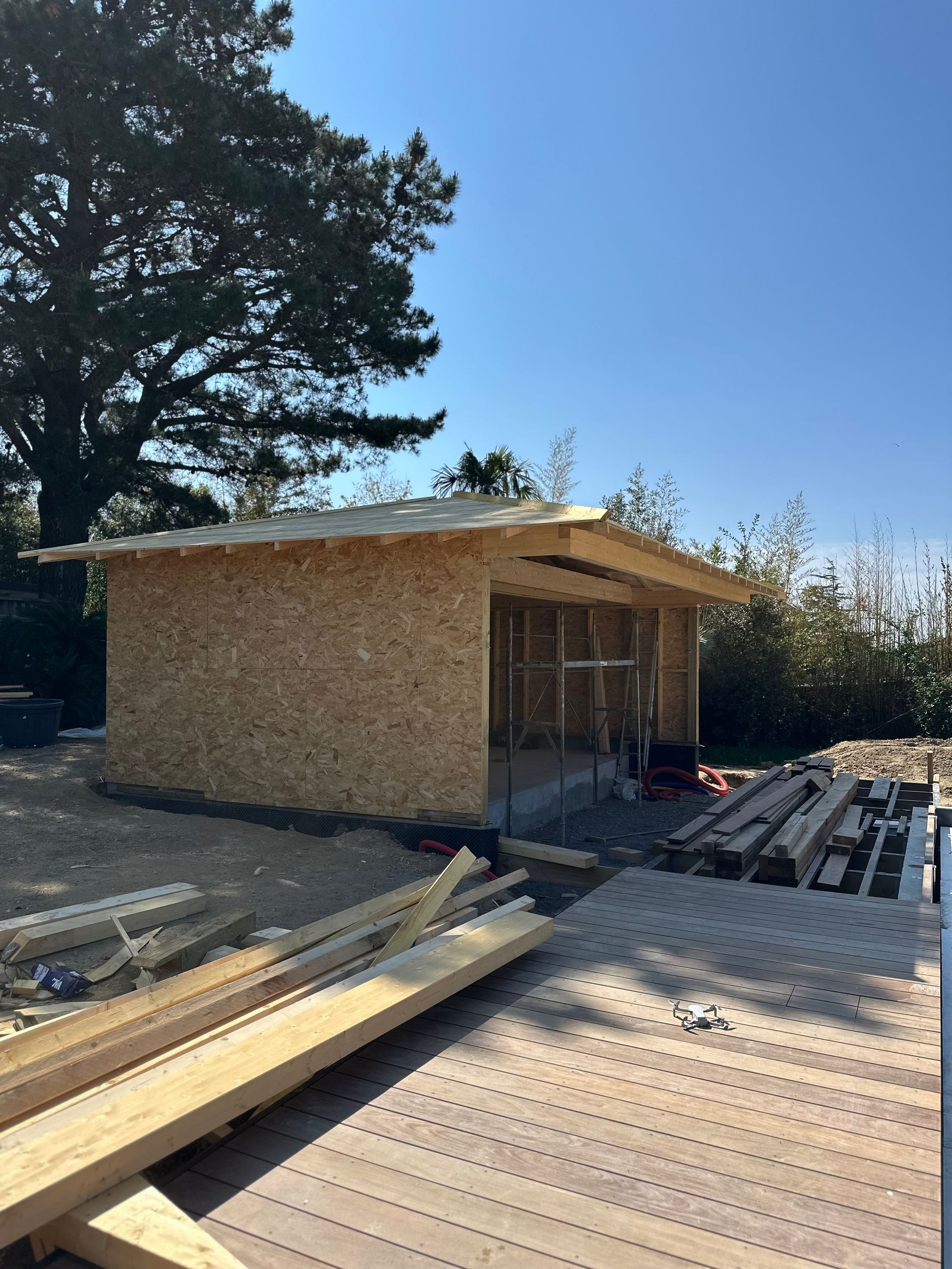 début construction Pool House