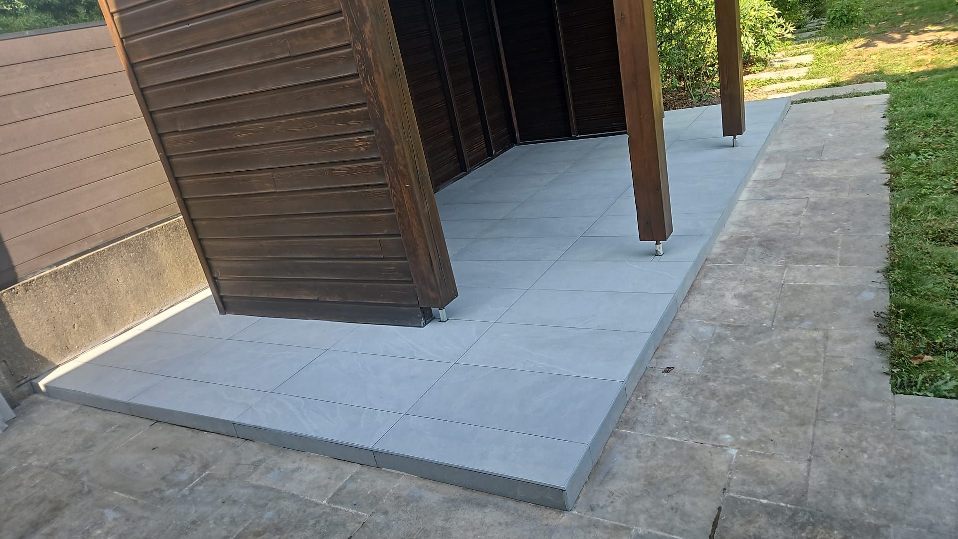 Après pose carrelage terrasse