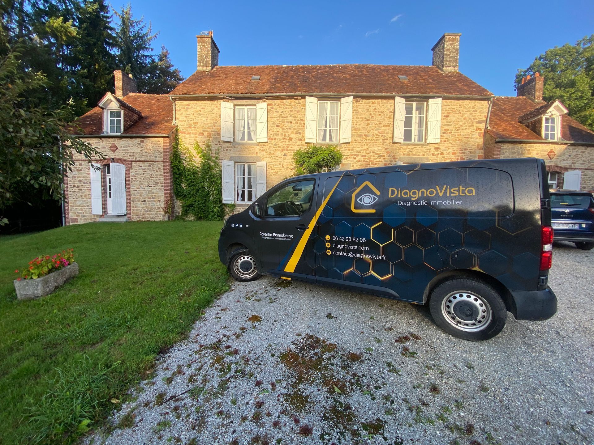Maison bourgeoise avec le camion de DiagnoVista