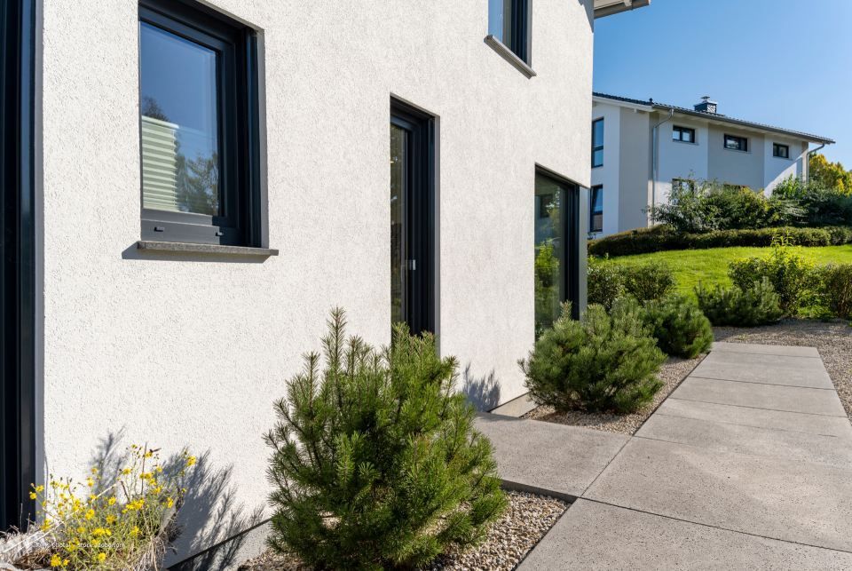 Von Maler Schrod GmbH renovierte Hausfassade