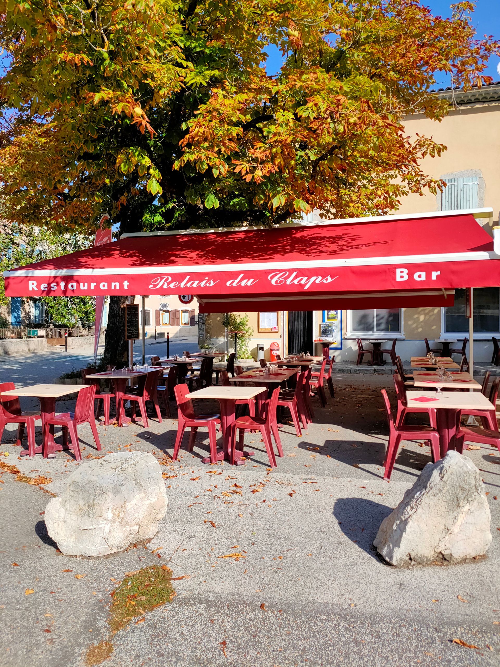 Terrasse du Relais du Claps