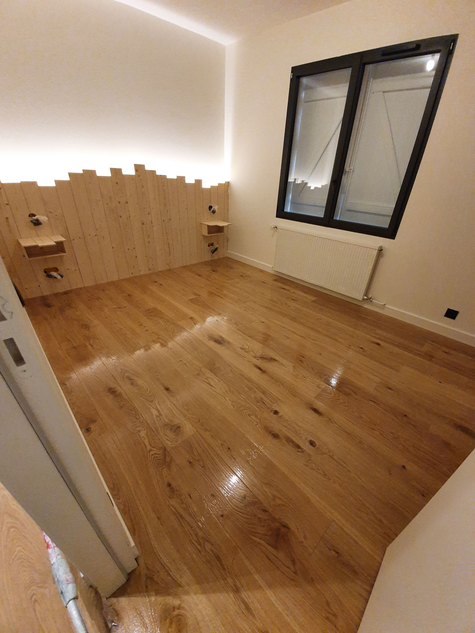 Travaux de peinture et pose de parquet