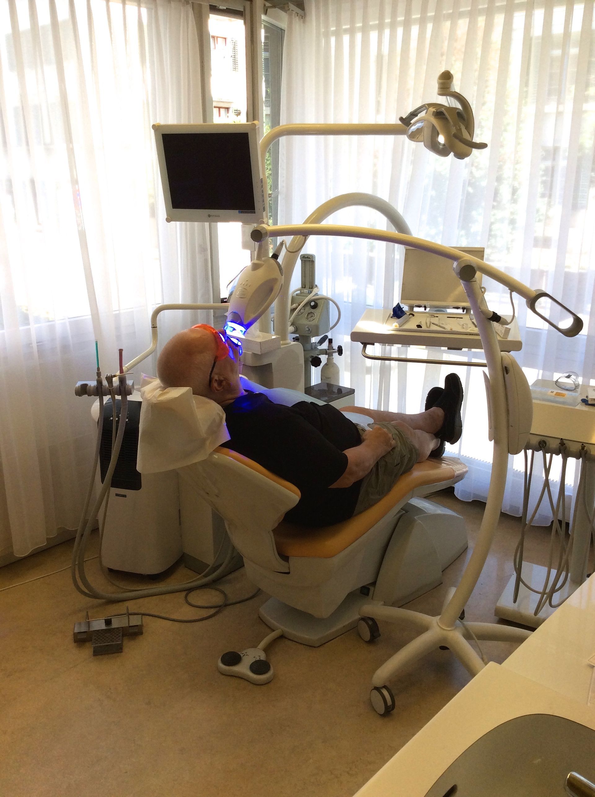 Bleaching - Dres. Dolly & Horst Kelkel