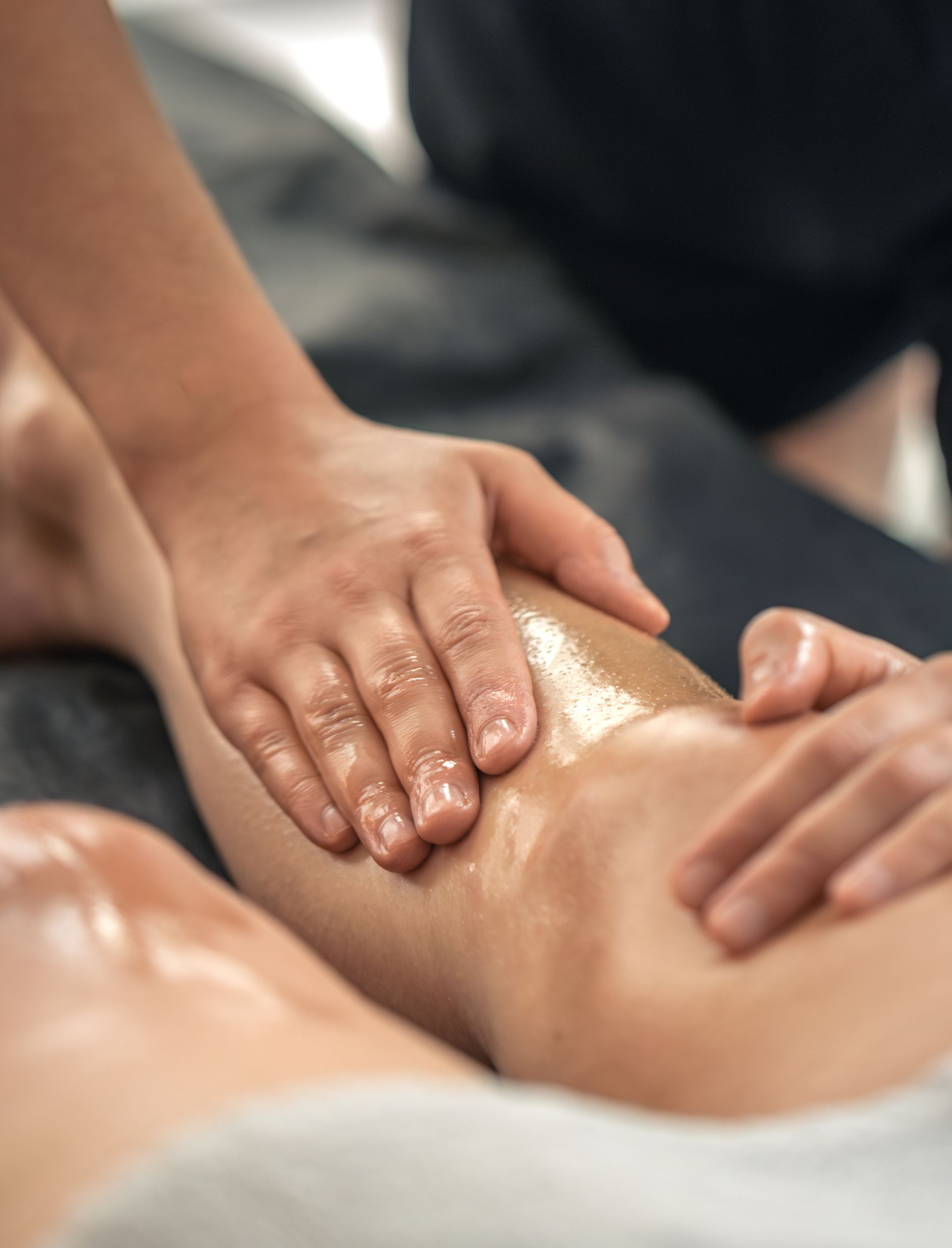 Massaggio rassodante alle gambe