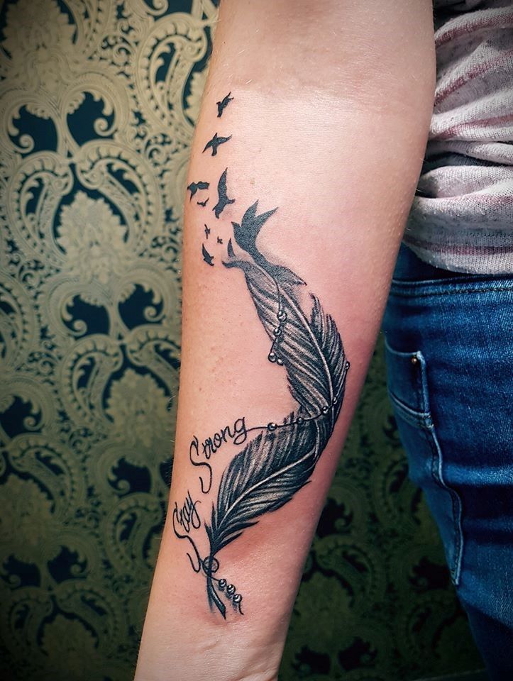 Fotogalerie ,,Tattoos neu'' von Tattoo V,