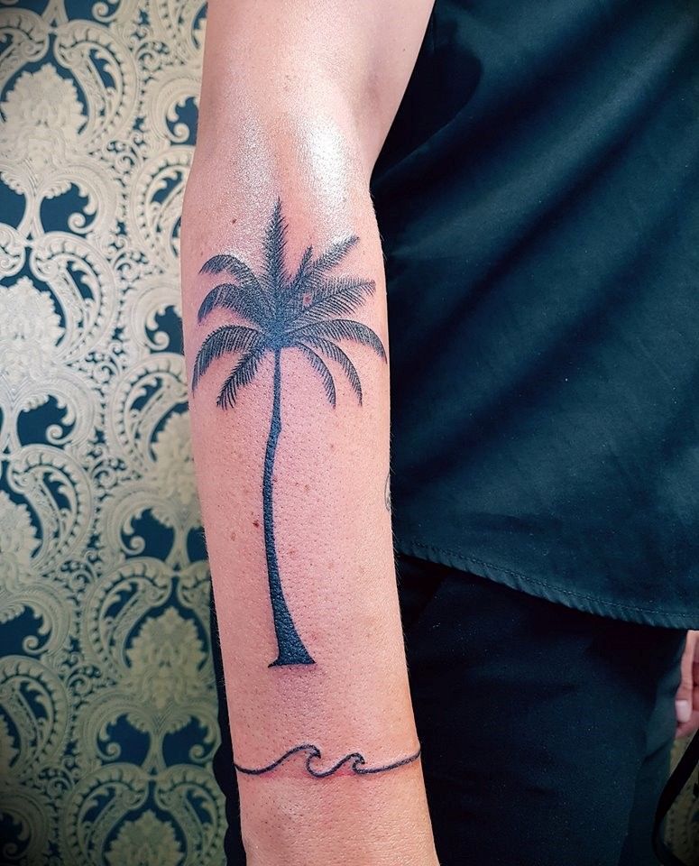 Fotogalerie ,,Tattoos neu'' von Tattoo V,