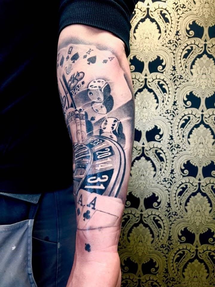 Fotogalerie ,,Tattoos neu'' von Tattoo V,