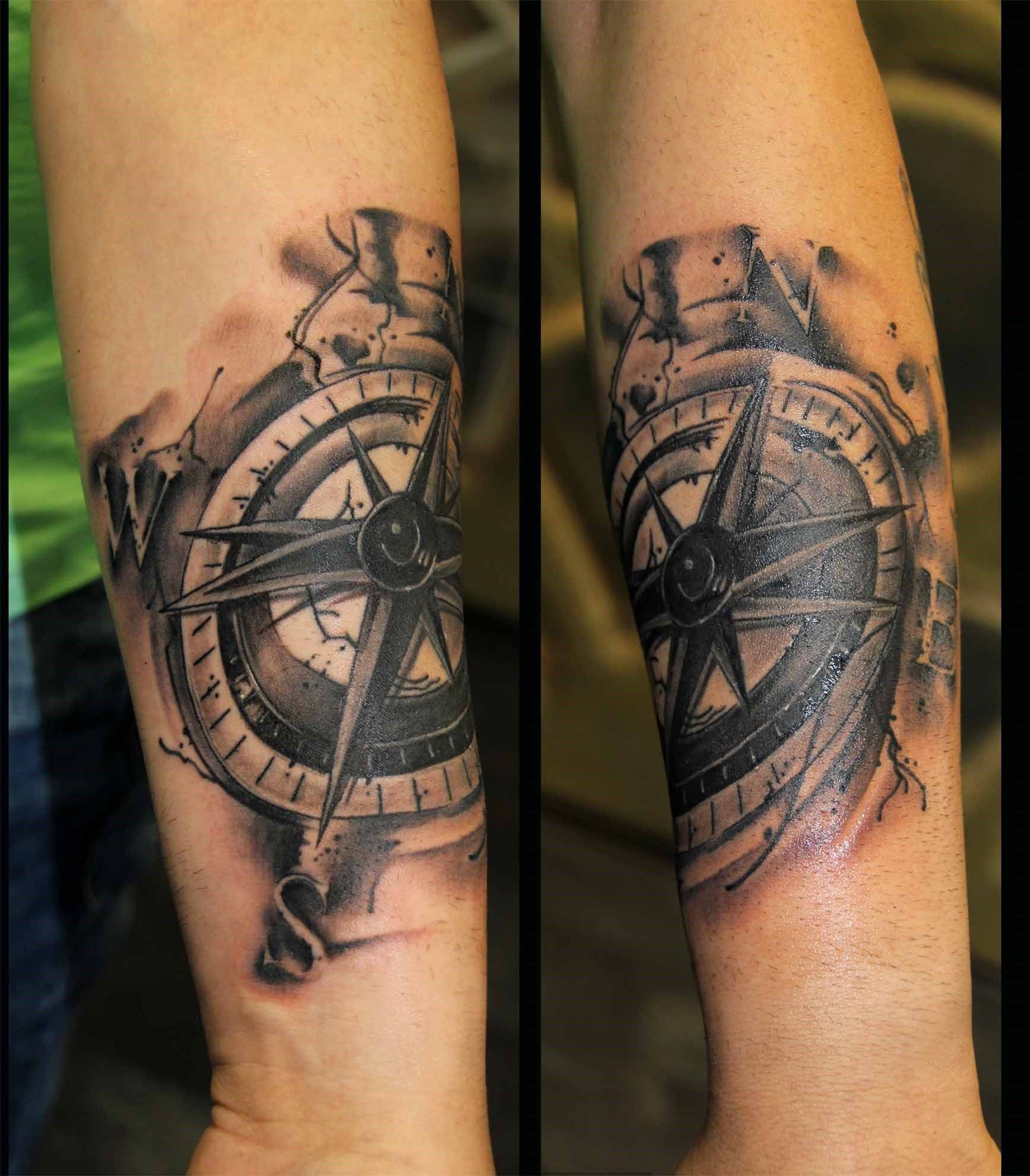 Fotogalerie ,,Tattoos alt'' von Tattoo V,