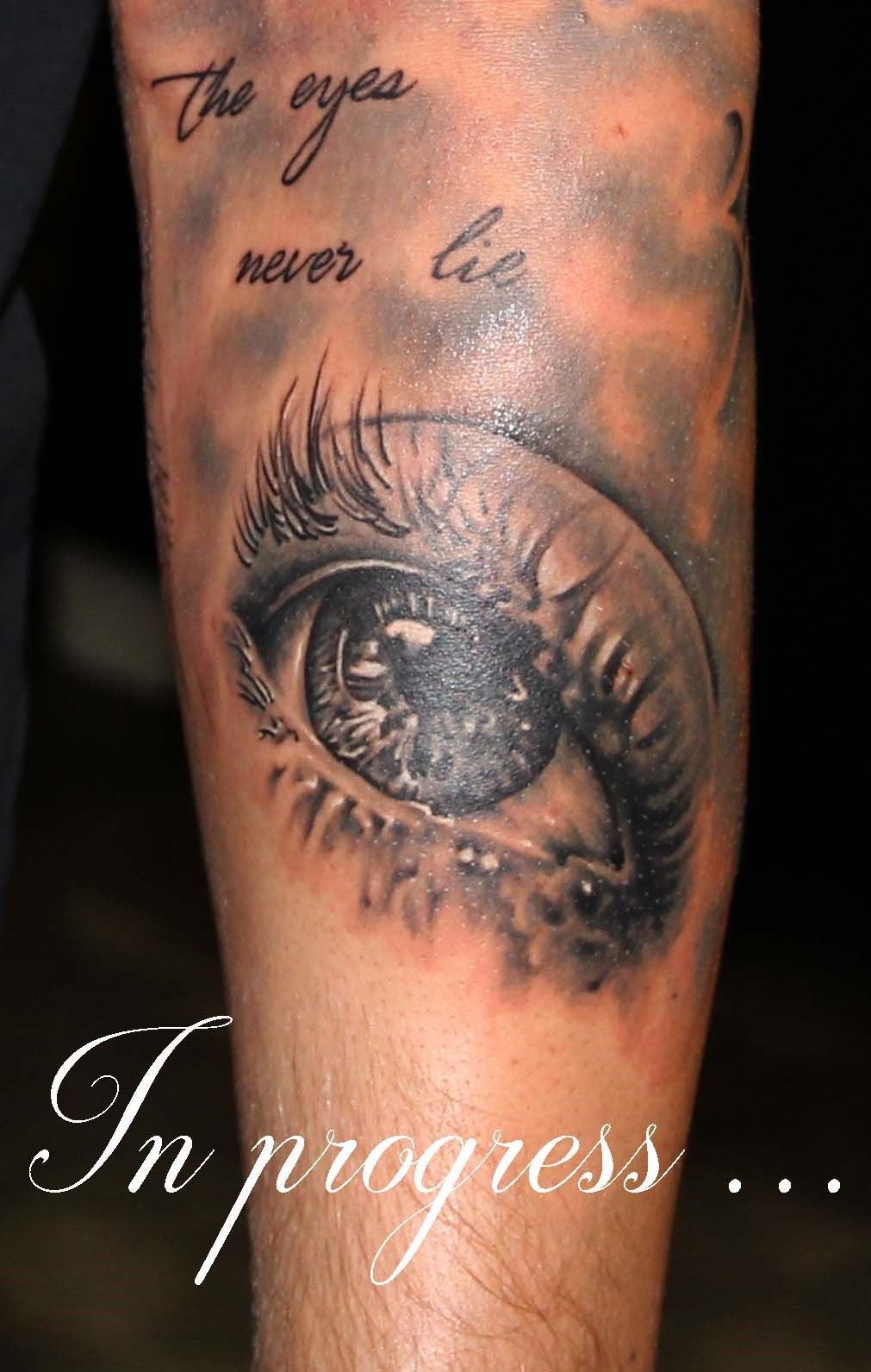 Fotogalerie ,,Tattoos alt'' von Tattoo V,