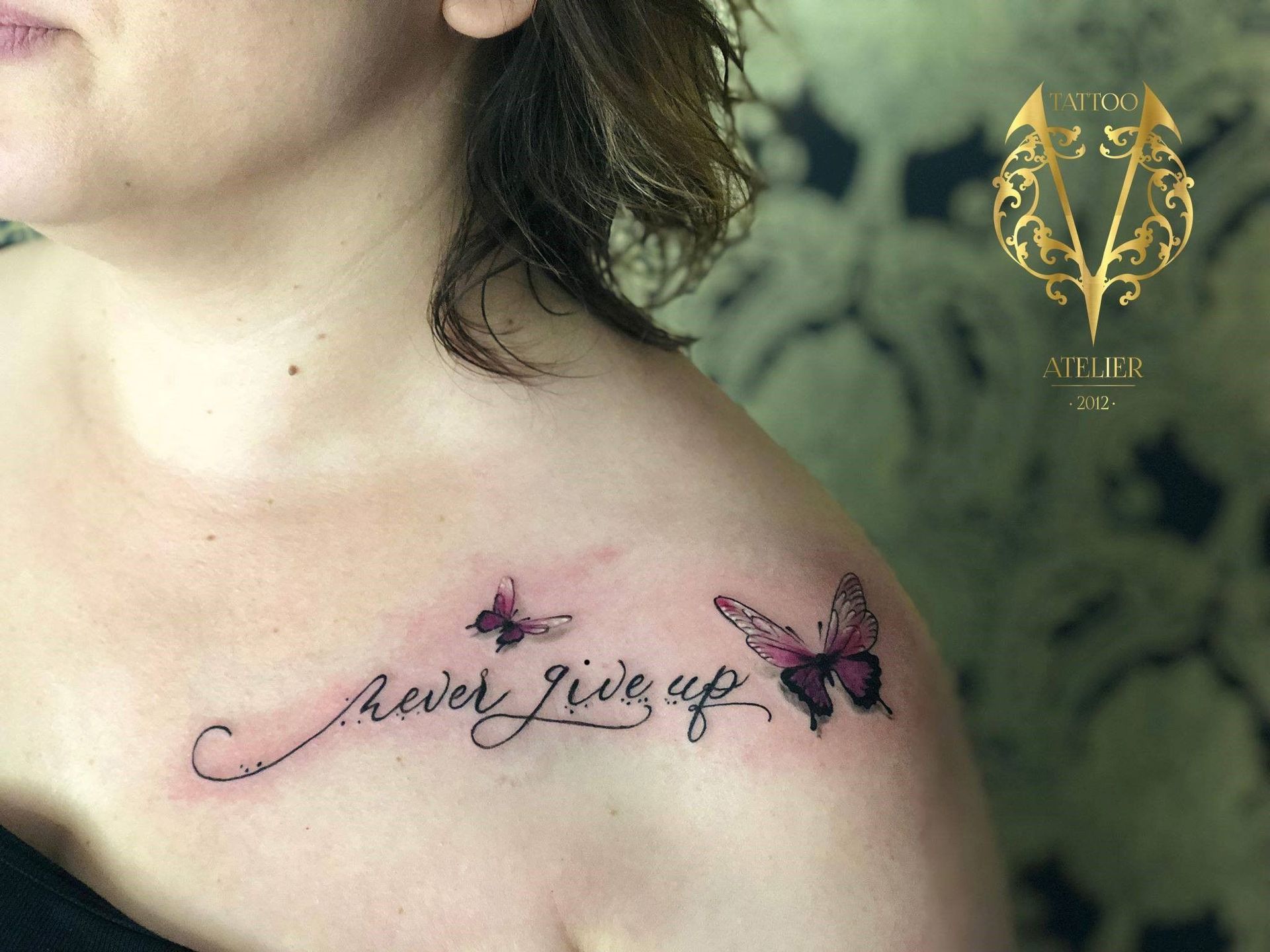 Fotogalerie ,,Tattoos neu'' von Tattoo V,