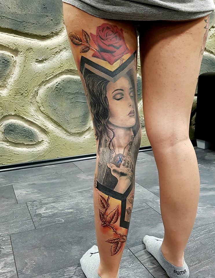 Fotogalerie ,,Tattoos alt'' von Tattoo V,