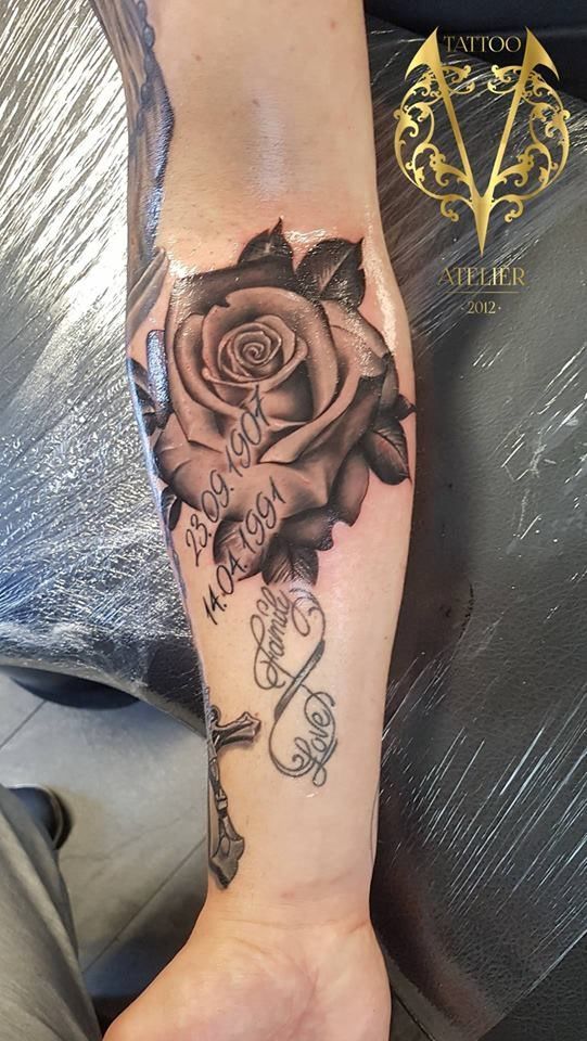 Fotogalerie ,,Tattoos neu'' von Tattoo V,