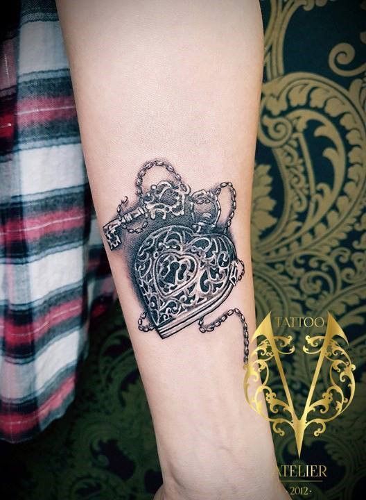 Fotogalerie ,,Tattoos neu'' von Tattoo V,