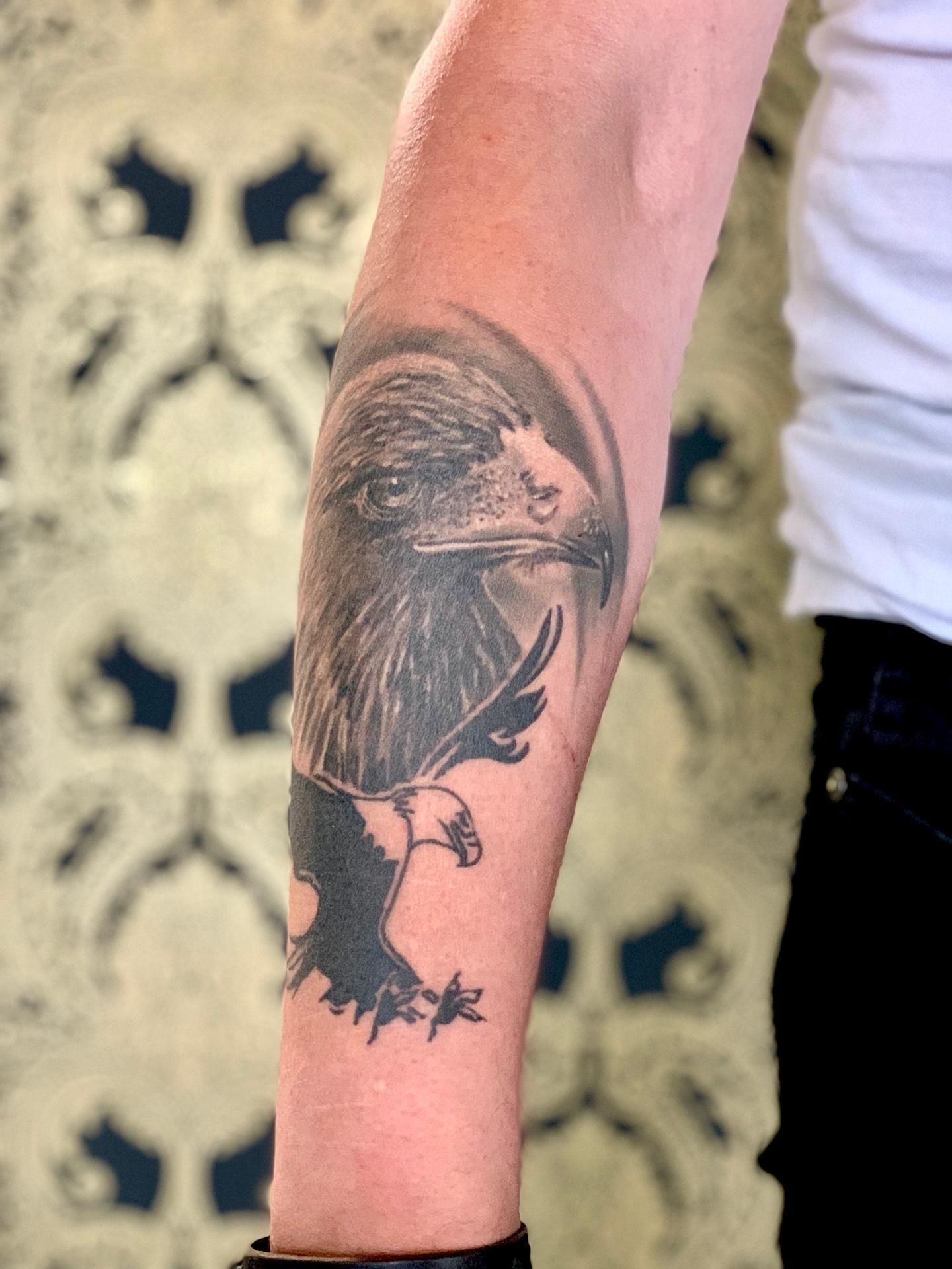 Fotogalerie ,,Tattoos neu'' von Tattoo V,