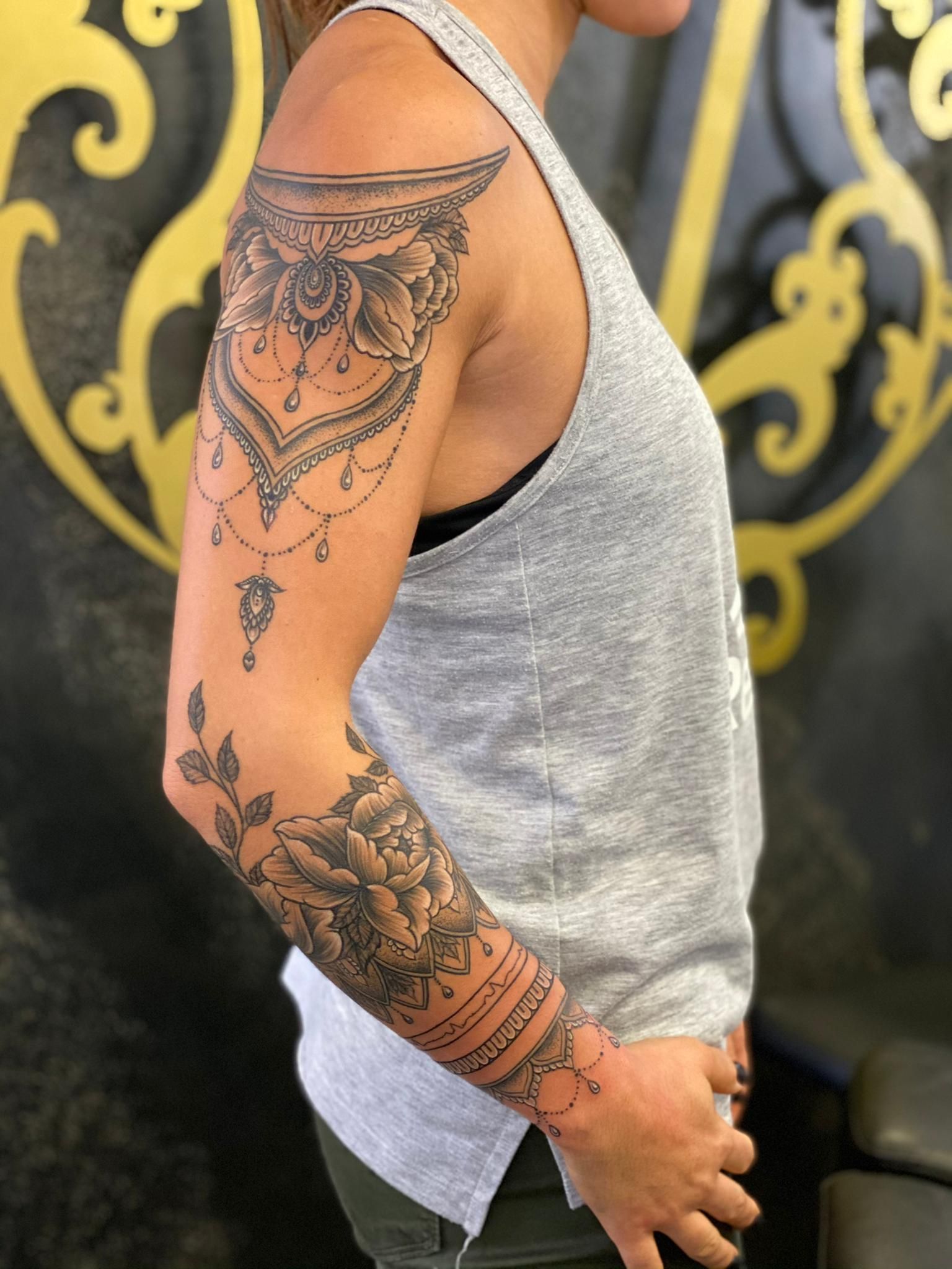 Fotogalerie ,,Tattoos neu'' von Tattoo V,
