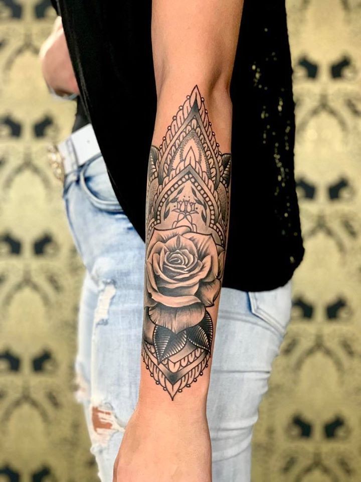 Fotogalerie ,,Tattoos neu'' von Tattoo V,