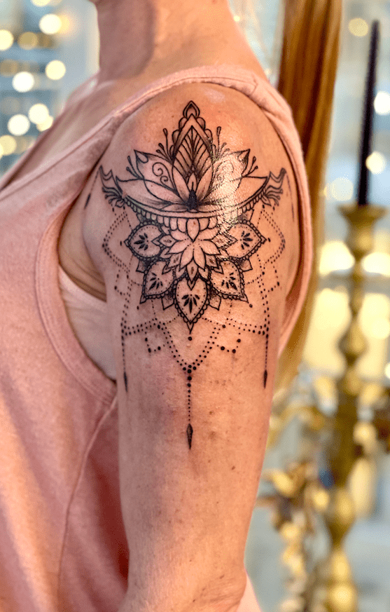 Fotogalerie ,,Tattoos neu'' von Tattoo V,