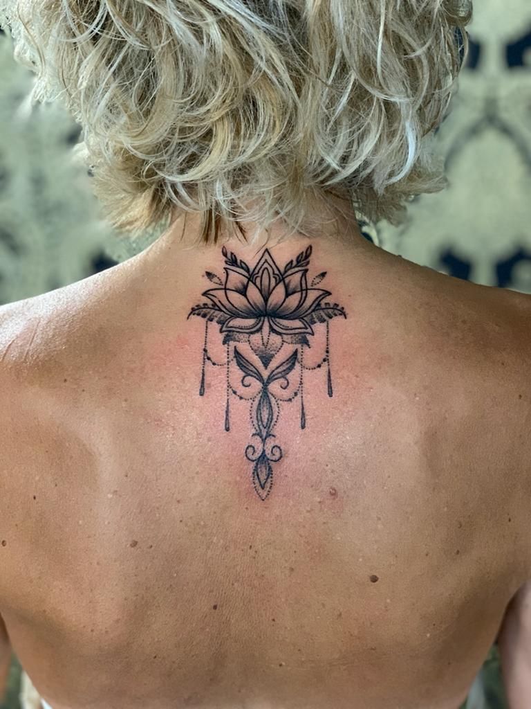 Fotogalerie ,,Tattoos neu'' von Tattoo V,