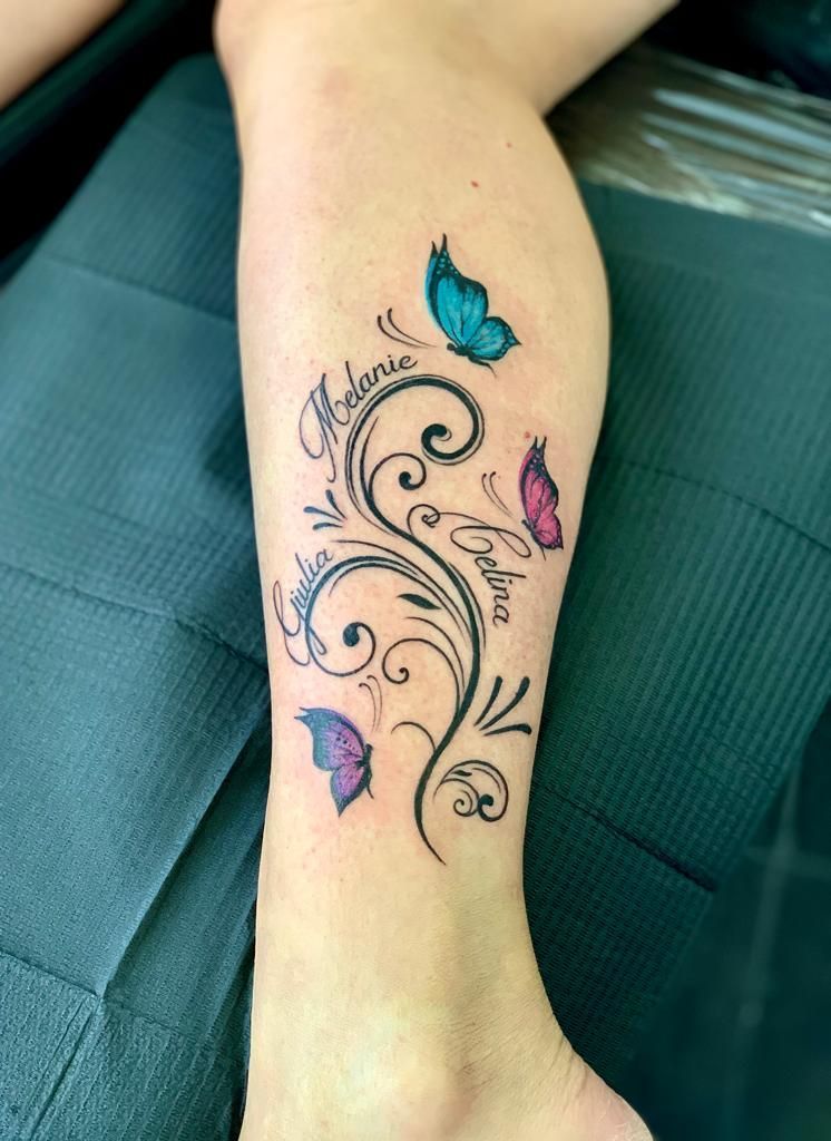 Fotogalerie ,,Tattoos neu'' von Tattoo V,