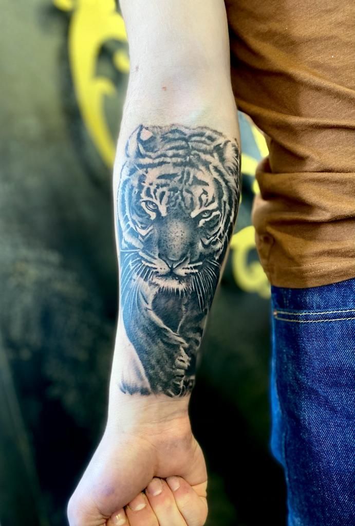 Fotogalerie ,,Tattoos neu'' von Tattoo V,