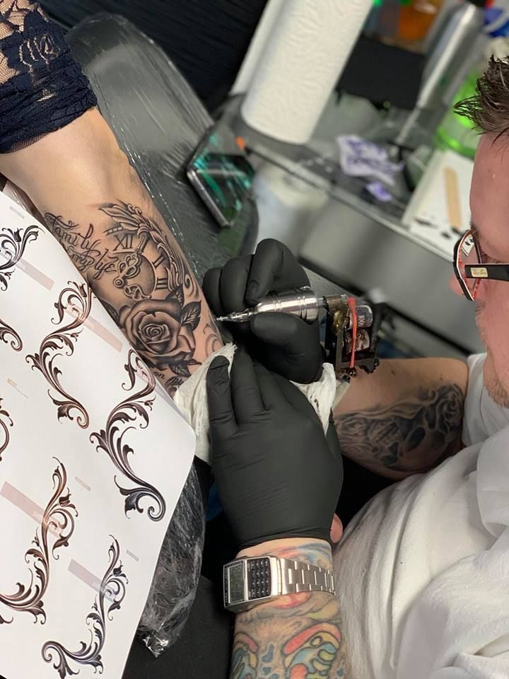 Herzlich willkommen bei Tattoo V