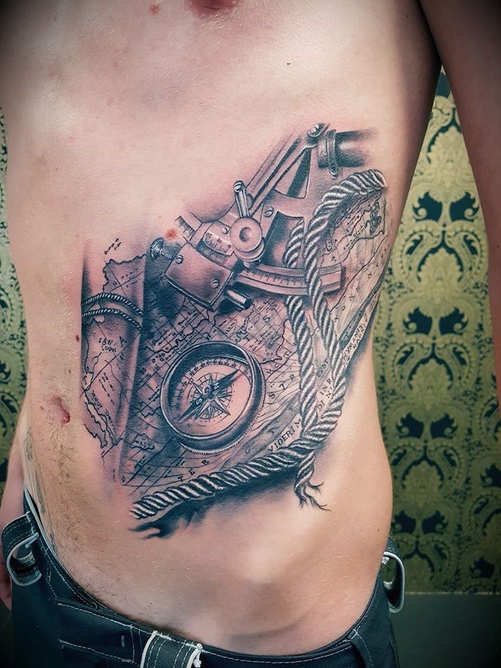 Fotogalerie ,,Tattoos neu'' von Tattoo V,