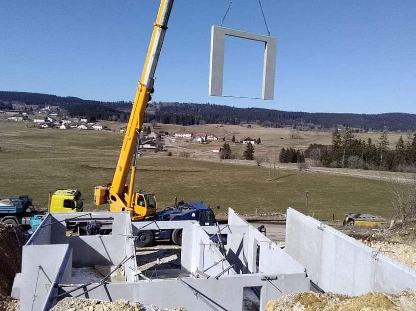 Blocs de béton matricé empilés