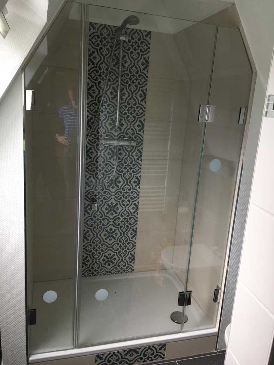 Glaserei Neumann bei Bad Segeberg Duschabtrennungen 01