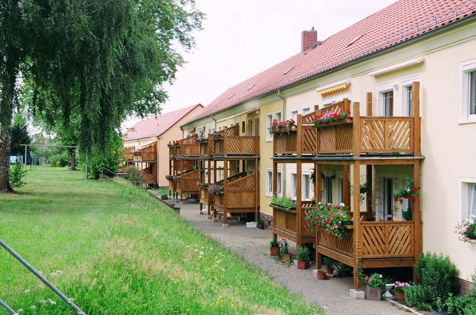 Holzbalkonanlage an Neubau