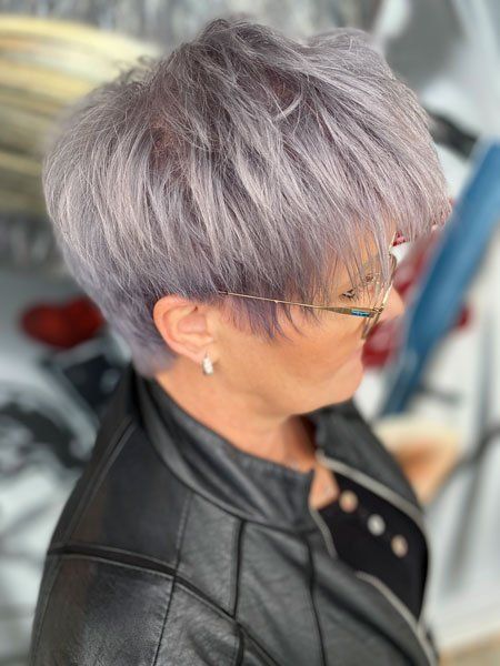 hairzstueck-coloration-granny-hair