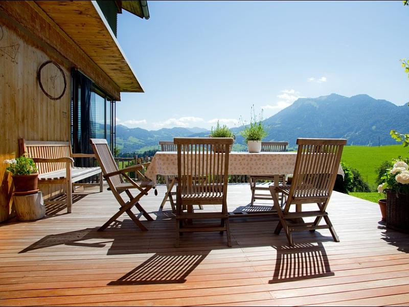 Terrasse en bois - salon de jardin