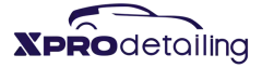 Logotipo de XPRO con detalles de la silueta de un automóvil sobre el texto.