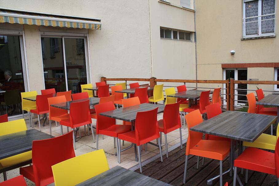 Terrasse restaurant extérieur