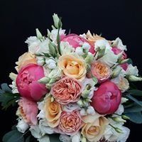 Bouquet de mariée rose pivoines