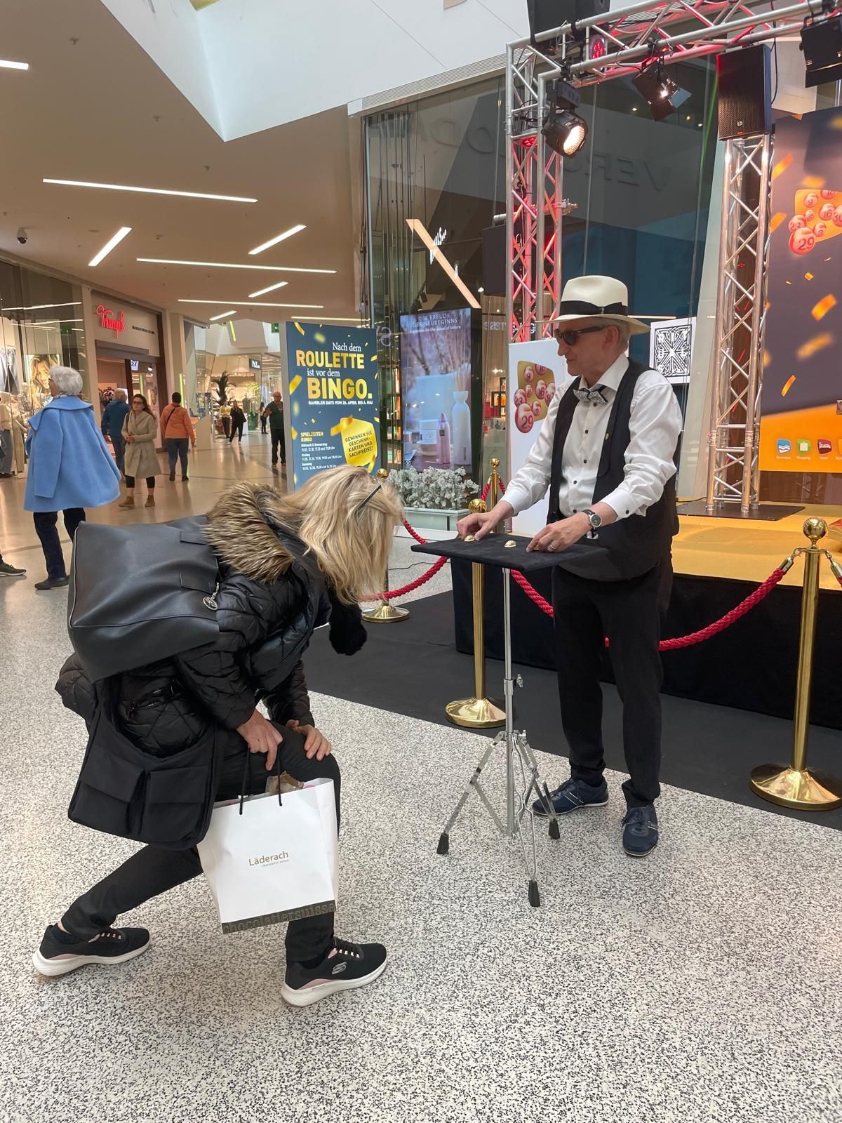 Hütchenspieler Don Alfono Schweiz.
