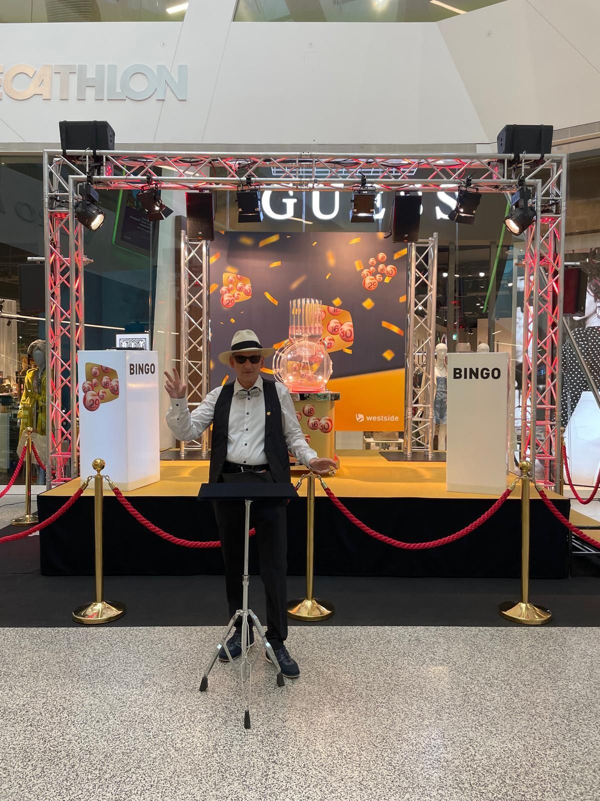 Der schweizer Hütchenspieler Don Alfonso für Events, Apérounterhaltung und Promoshows Schweiz